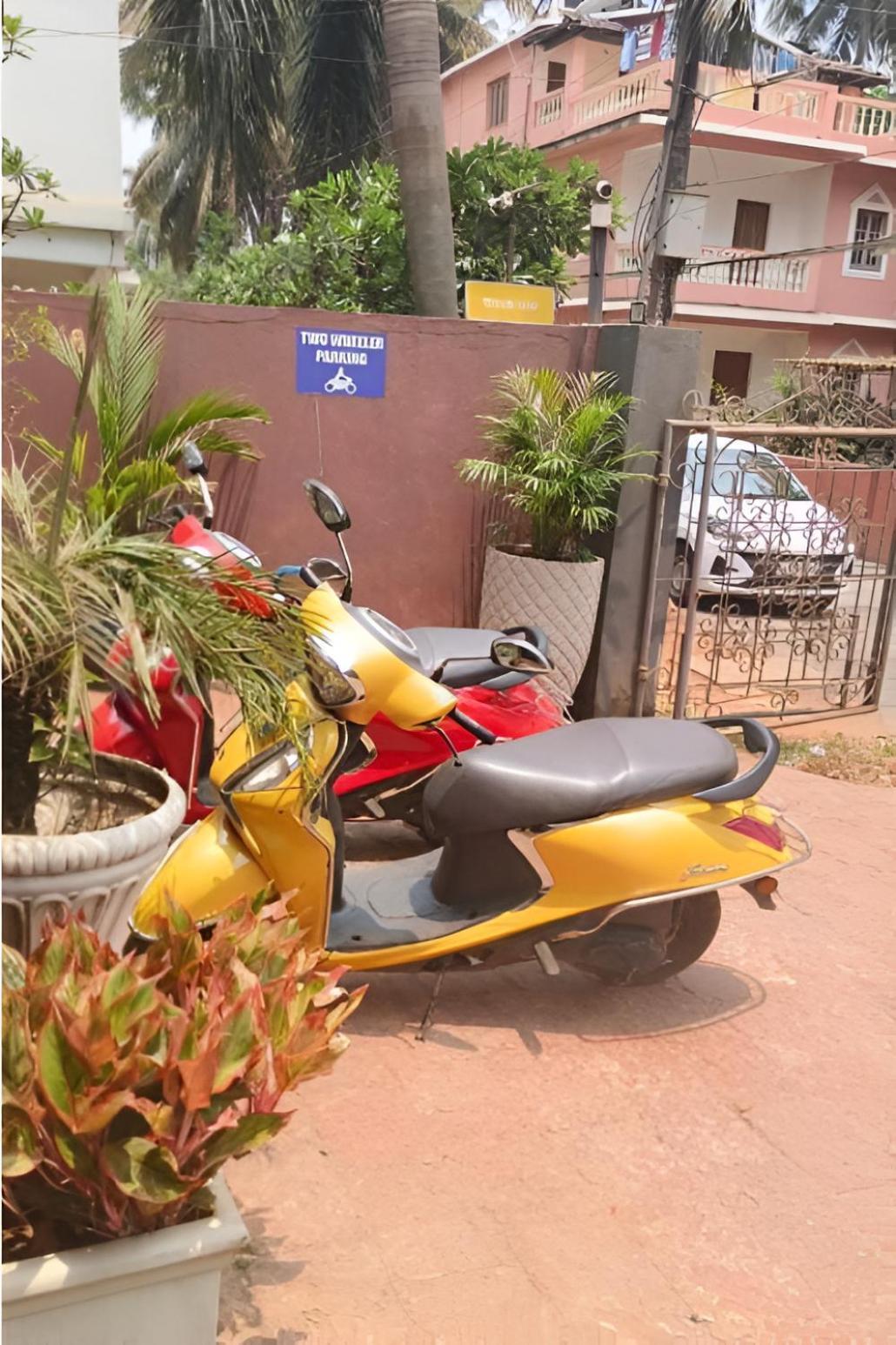 Treebo Premium Dona Eliza, 700 Metres From Calangute Beach Kültér fotó