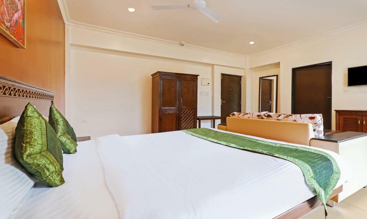 Treebo Premium Dona Eliza, 700 Metres From Calangute Beach Kültér fotó